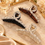 The Pearl Claw Clip